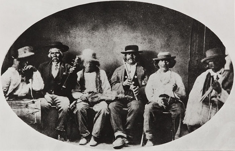 640px-chmash-musicians-1873.jpg