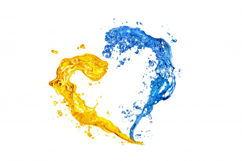 heart from yellow and blue water splashes with bubbles isolated on white backround national ukranian colors stand with ukraine
