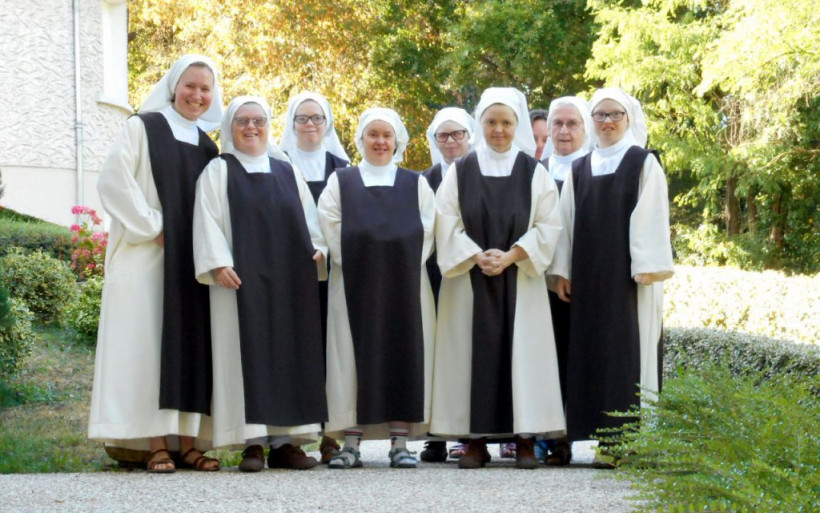 petites soeurs disciples de l agneau groupe prieure 1024x640