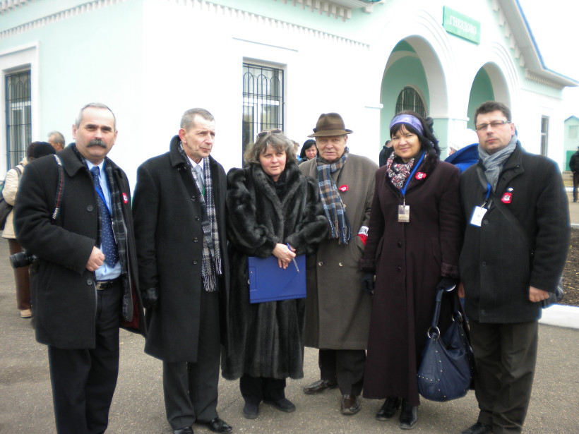 Stacja Gniezdowo zdjecie grupowe DSCN1731