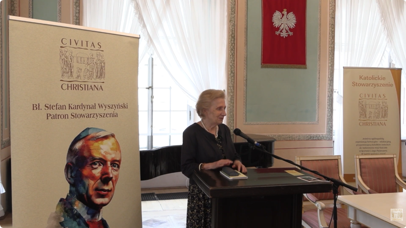 Screenshot 2026 06 08 at 15 49 44 Iwona Czarcinska Wszystko postawilem na Maryje tajemnica prymasowskiego zawierzenia YouTube