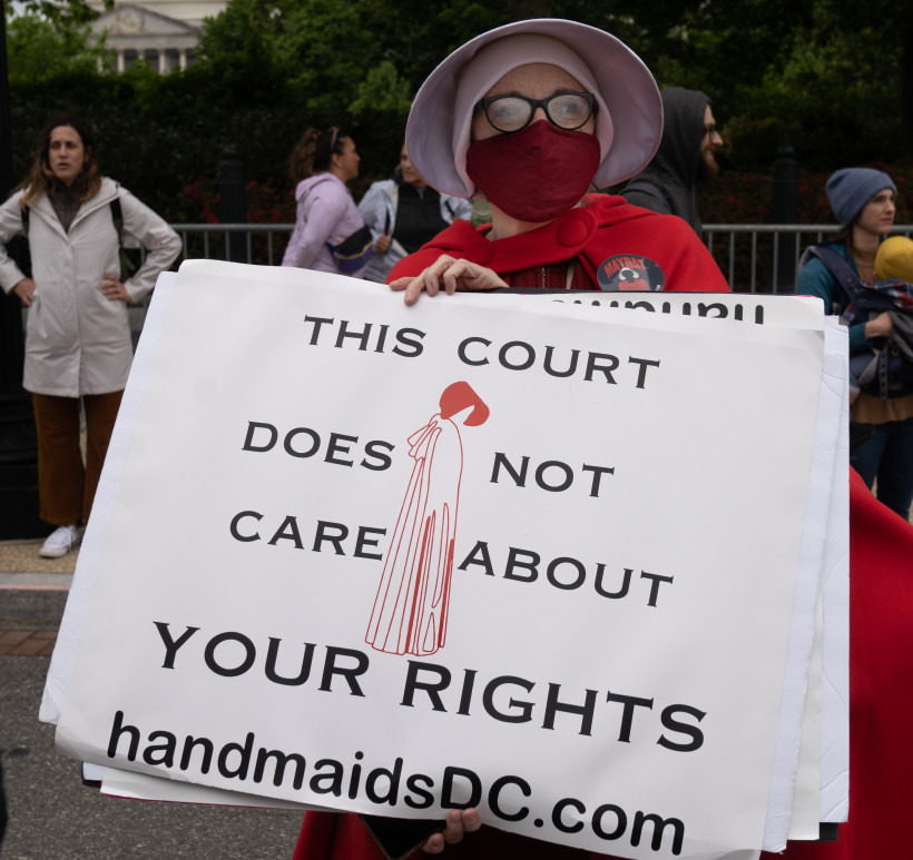 Walka o prawo do życia trwa. Miesiąc po przełomowej zmianie orzeczenia Roe vs Wade