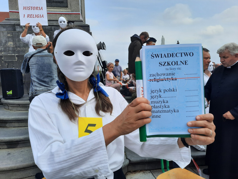 Prawdziwa edukacja to kształtowanie postaw. Wywiad z Dariuszem Kwietniem ze Stowarzyszenia Katechetów Świeckich