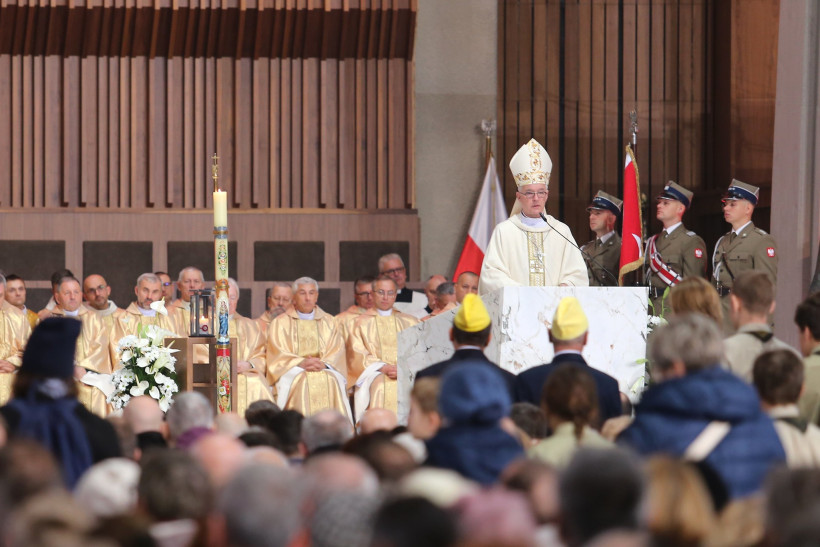 Homilia bp. Wiesława Lechowicza w Narodowe Święto Niepodległości