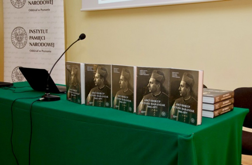 Promocja albumu o Arcybiskupie Antonim Baraniaku w Poznaniu