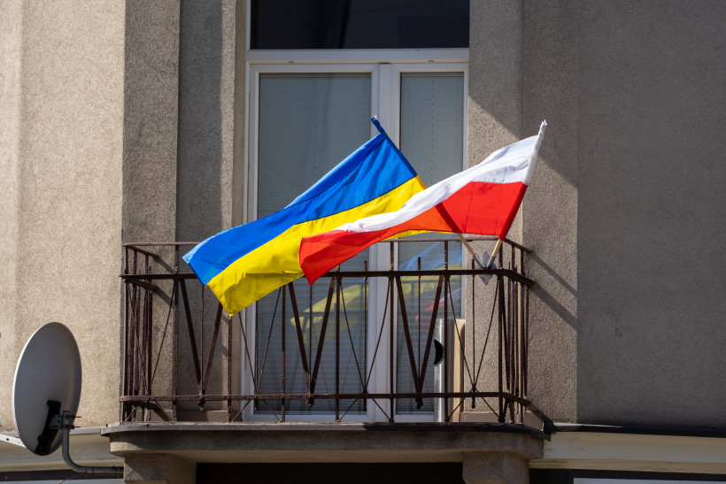 W kilku słowach...: O granicach pomocy materialnej i tworzeniu pomocy duchowej