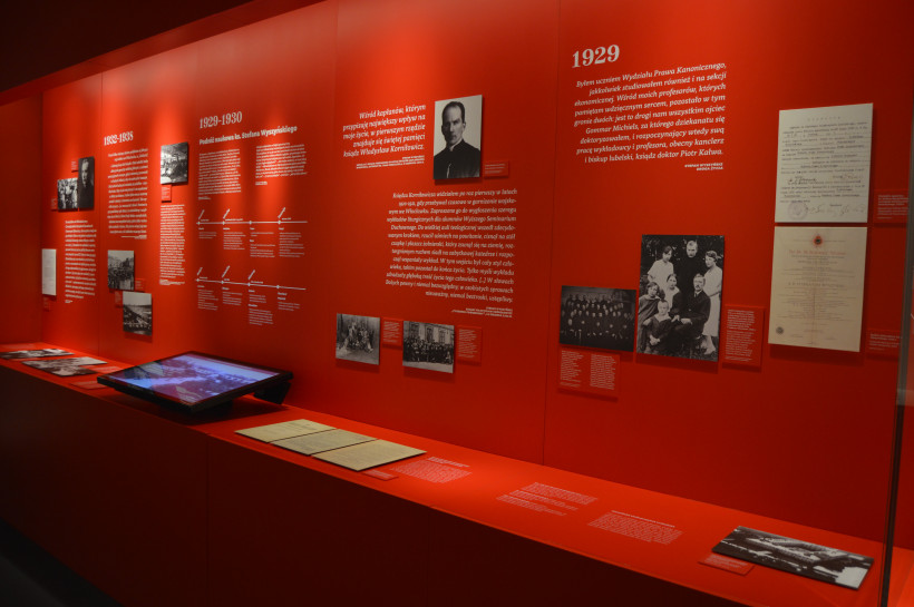 Ewa Urbanek: Budując mosty – Muzeum św. Jana Pawła II i Prymasa Stefana Wyszyńskiego